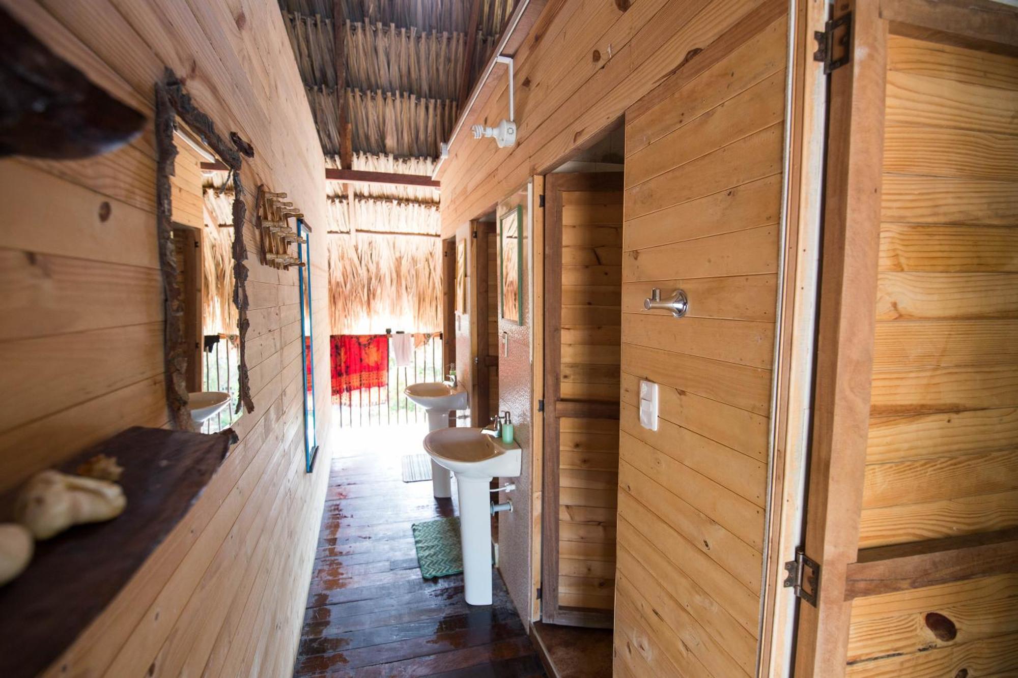 Bella Flor Hostel ปาโลมิโน ภายนอก รูปภาพ